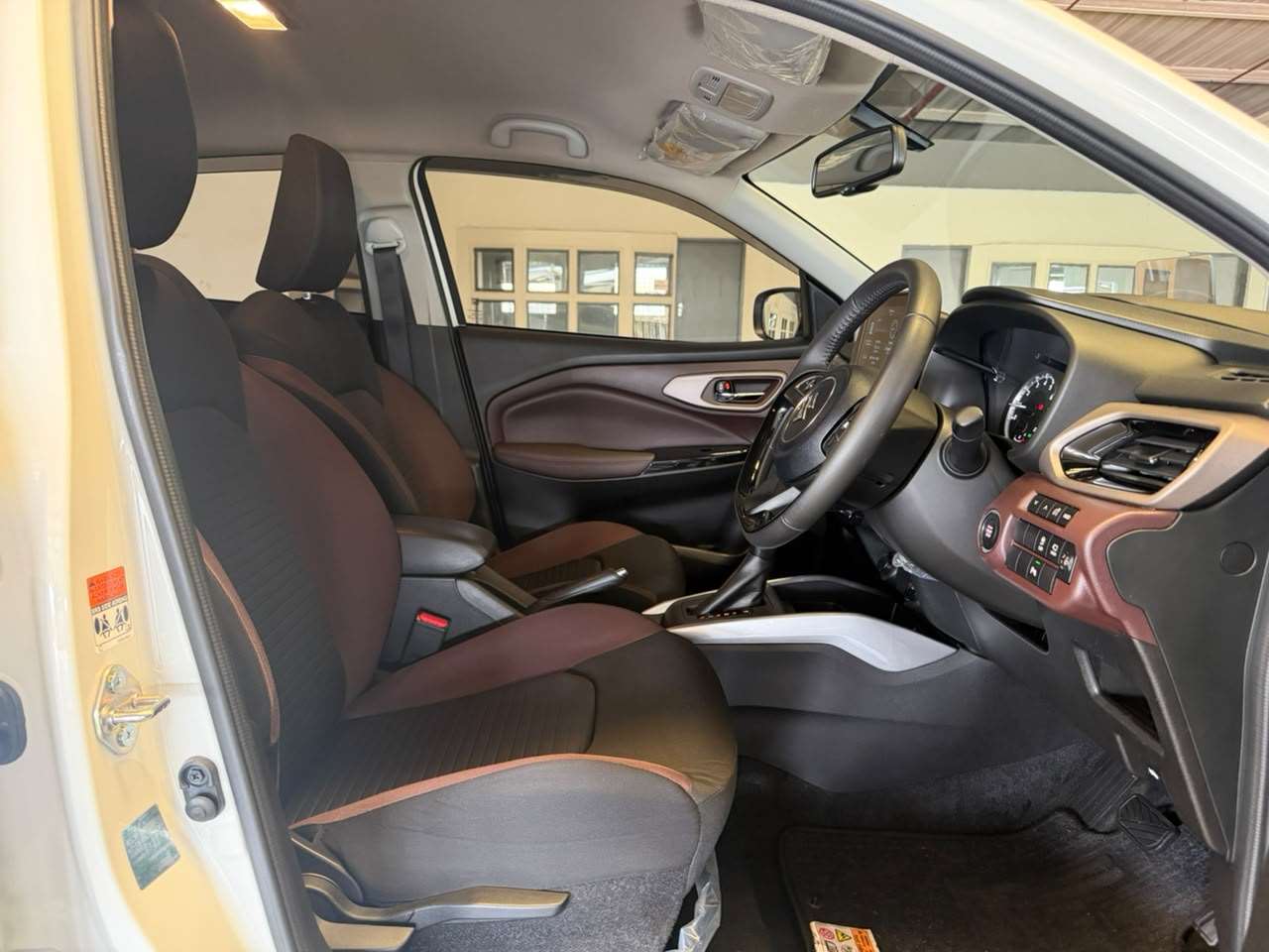 2025 Suzuki Fronx, image 11 of 16