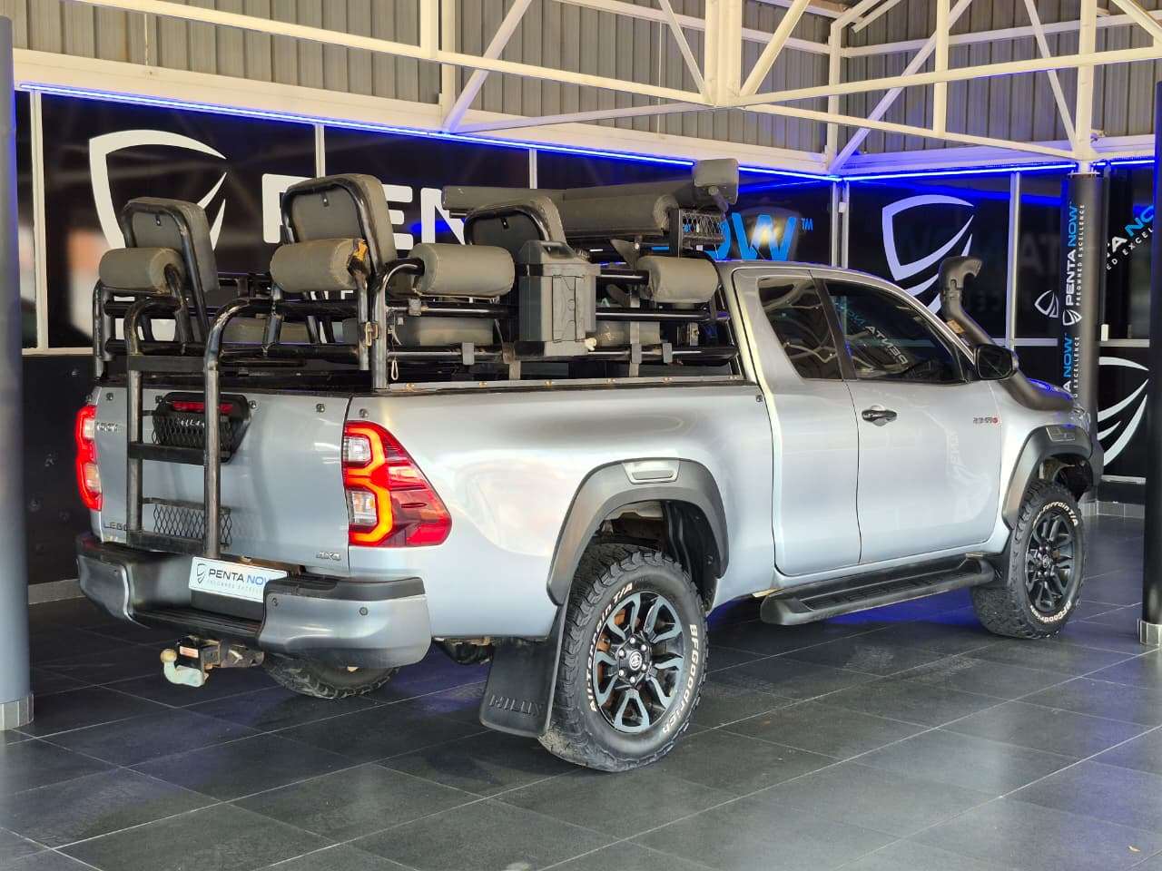 2022 Toyota Hilux, image 6 of 16