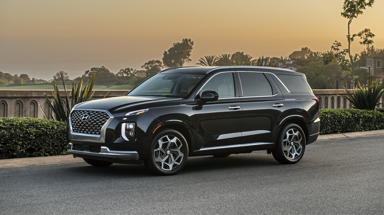 Hyundai Palisade is a very worthy large SUV contender