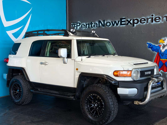 2012 - TOYOTA - Land Cruiser FJ