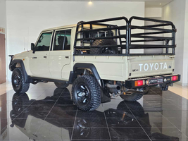 2023 - TOYOTA - Land Cruiser Pick Up