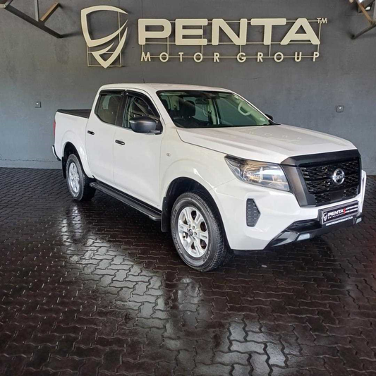 2022 - NISSAN - Navara