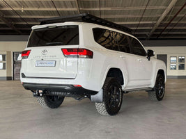 2022 - TOYOTA - Land Cruiser 300