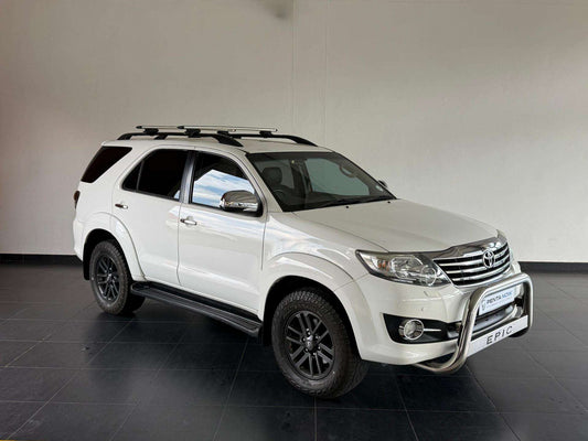 2014 - Toyota - Fortuner
