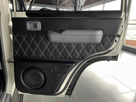 2023 - TOYOTA - Land Cruiser 76