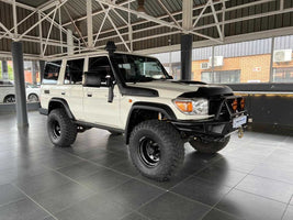 2023 - TOYOTA - Land Cruiser 76