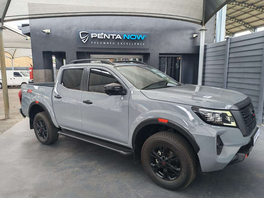 2023 - NISSAN - Navara