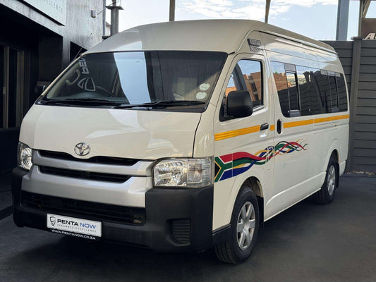 2024 - TOYOTA - Hiace