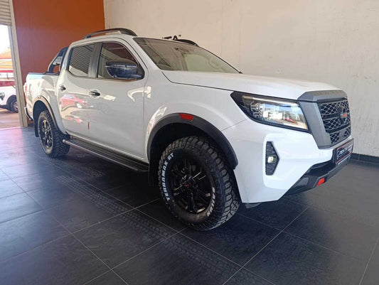 2023 - NISSAN - Navara
