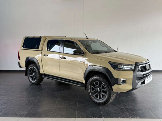 2022 - TOYOTA - Hilux