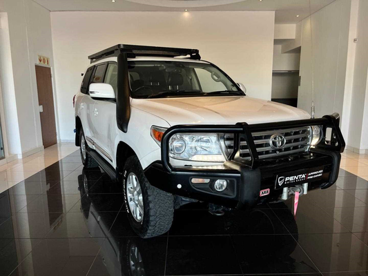 2015 - Toyota - LAND CRUISER