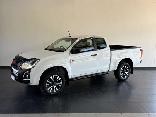 2020 - ISUZU - D-Max