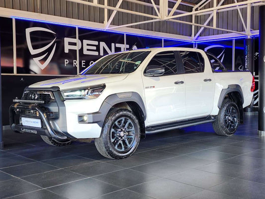 2025 - TOYOTA - Hilux