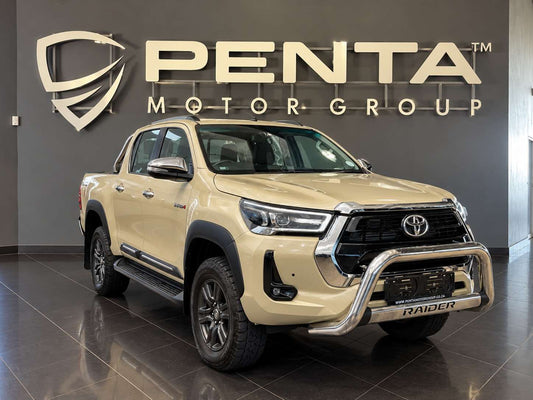 2023 - Toyota - Hilux