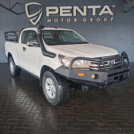 2017 - Toyota - HILUX 2016 ON