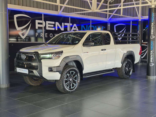 2021 - TOYOTA - Hilux
