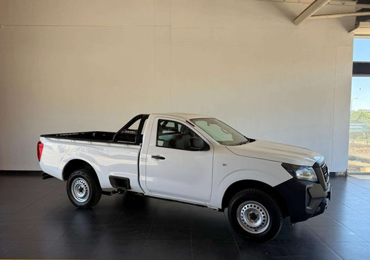 2022 - NISSAN - Navara