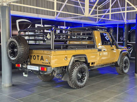 2023 - TOYOTA - Land Cruiser