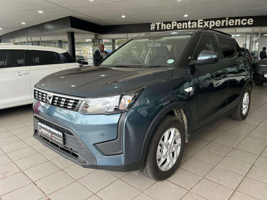 2023 - MAHINDRA - XUV300