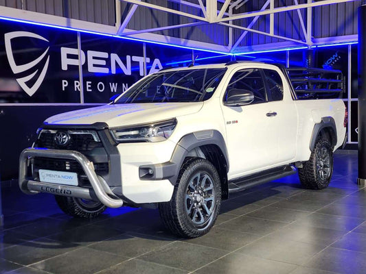 2025 - TOYOTA - Hilux