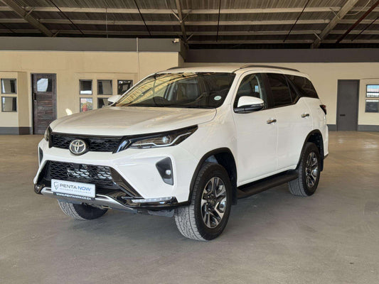 2024 - TOYOTA - Fortuner