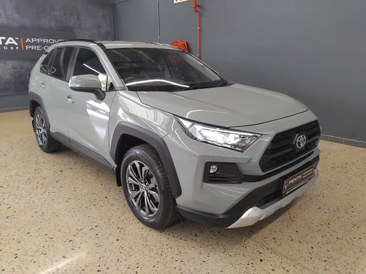 2022 - TOYOTA - RAV4