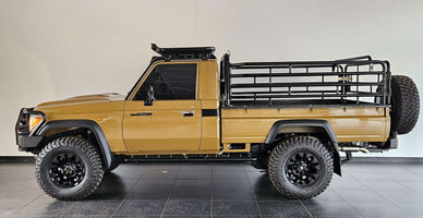 TOYOTA - LAND CRUISER