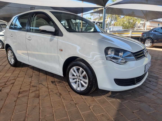 2017 - VOLKSWAGEN - Polo Vivo