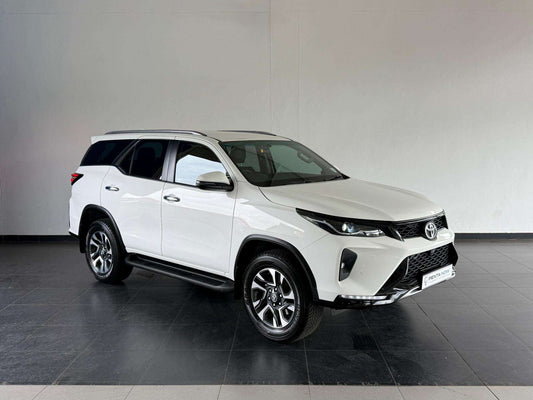 2024 - TOYOTA - Fortuner