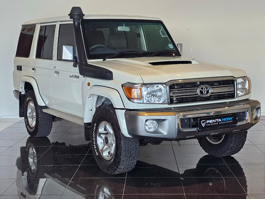 2021 - Toyota - Landcruiser