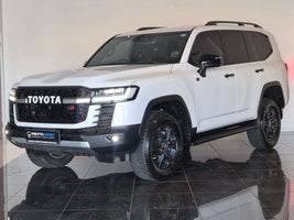 2022 - TOYOTA - Land Cruiser