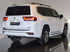 2024 - TOYOTA - Land Cruiser