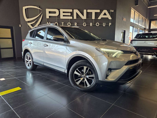 2018 - Toyota - RAV 4