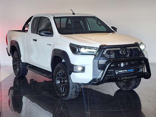 2023 - TOYOTA - HILUX