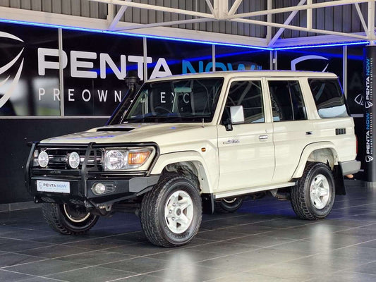 2020 - TOYOTA - Land Cruiser 76