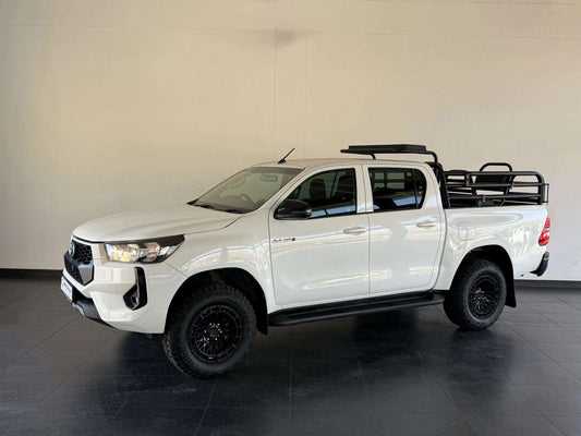 2024 - TOYOTA - Hilux