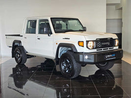 2025 - TOYOTA - Land Cruiser 79