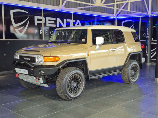 2018 - TOYOTA - Fj Cruiser