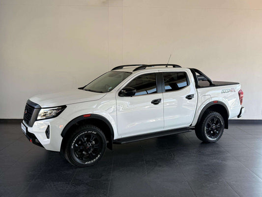2021 - NISSAN - Navara