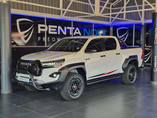 2024 - TOYOTA - Hilux