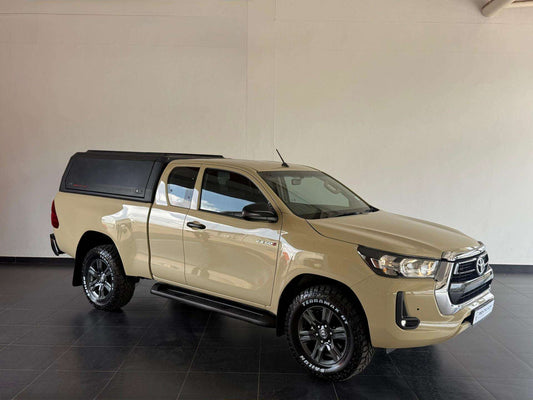 2023 - Toyota - Hilux