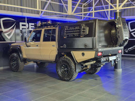 2021 - TOYOTA - Land Cruiser