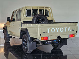 2025 - Toyota - LAND CRUISER PICK UP