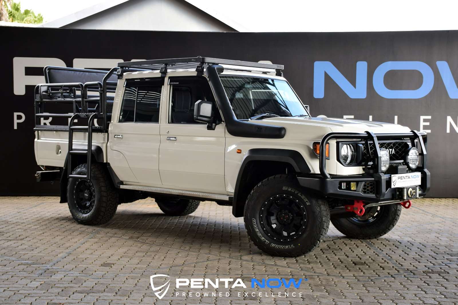 2025 - Toyota - LAND CRUISER PICK UP – Penta Motor Group