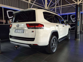 2022 - TOYOTA - LAND CRUISER