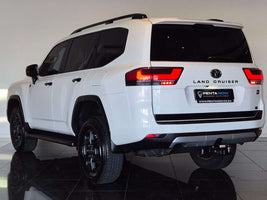 2022 - TOYOTA - Land Cruiser