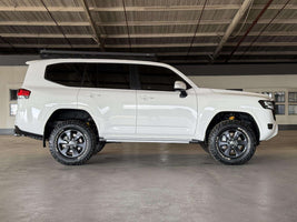 2022 - TOYOTA - Land Cruiser 300