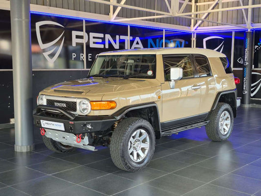 2018 - TOYOTA - Fj Cruiser
