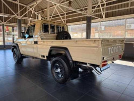 2025 - TOYOTA - Land Cruiser 79