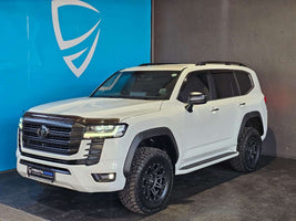 2021 - TOYOTA - Land Cruiser 300 V6